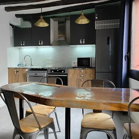 Apartment Tao.casa Metal Olot